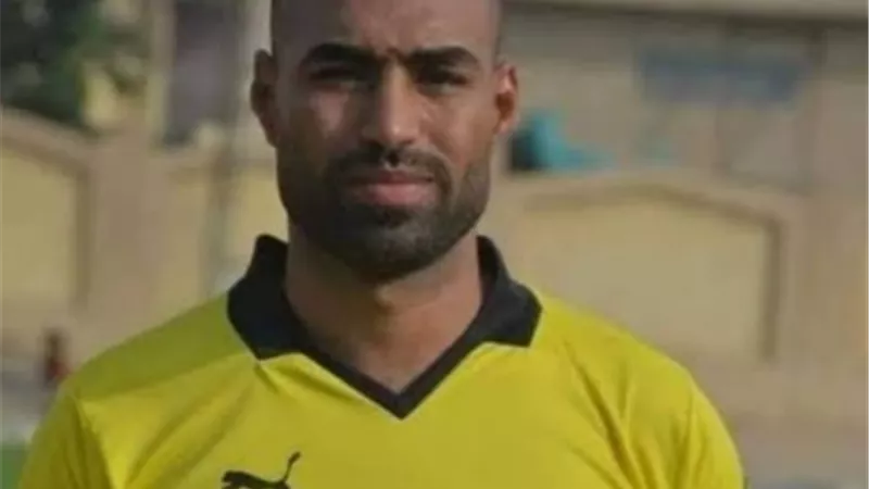 عبد العزيز السيد حكما لمباراة الزمالك و فاركو