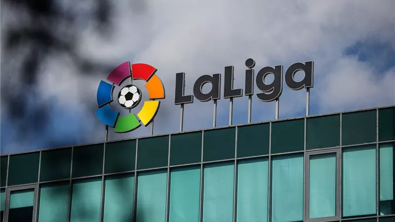 رابطة الدوري الإسباني تدين بيان ريال مدريد ضد التحكيم