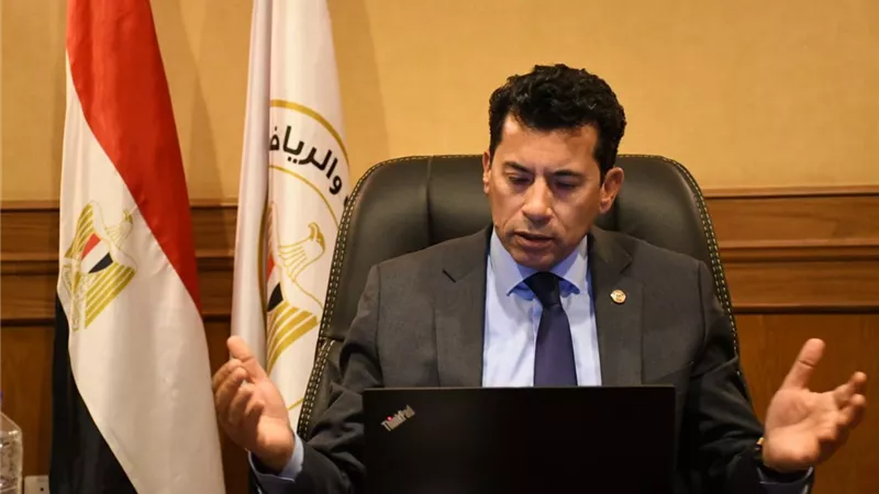 وزير الشباب يشيد بجهود منظومة الشكاوى الحكومية بالوزارة