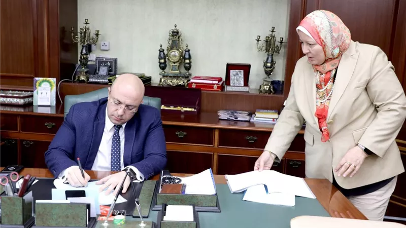 محافظ بني سويف يعتمد حركة مديري ووكلاء الإدارات التعليمية