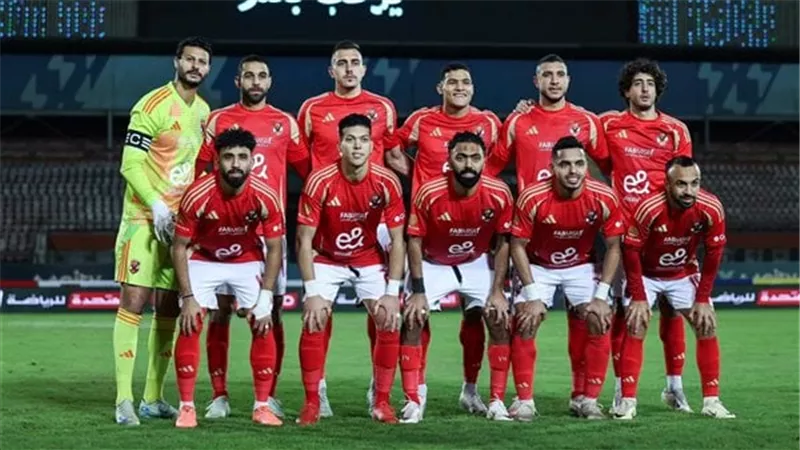 التعادل السلبى يحسم الشوط الأول من مباراة الأهلى وغزل المحلة