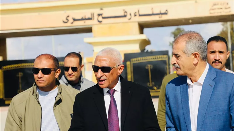 محافظ شمال سيناء يتفقد معبر رفح البري