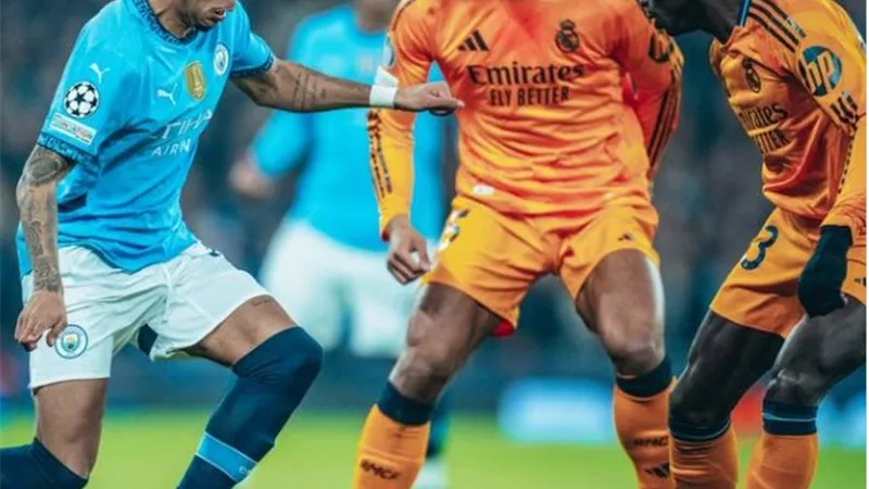 بيلنجهام يضيف الهدف الثالث فى شباك مانشستر سيتي - شاهد