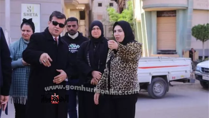 نائب محافظ دمياط تتابع ميدانيا حملة إزالة المخلفات الصلبة
