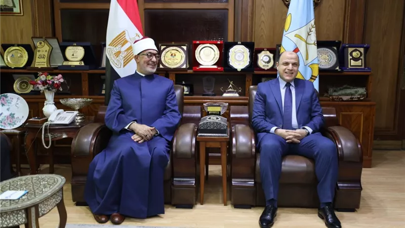 محافظ كفرالشيخ يستقبل مفتي الجمهورية لبحث عدد من الملفات