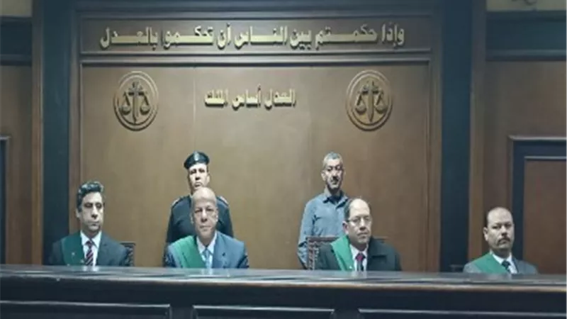 المشدد 15 سنة لـ11 متهماً اشعلوا النار بشخص بالخانكة