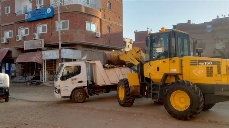 التدخل السريع بالشرقية ترفع7480 طن قمامة ومخلفات مبانى