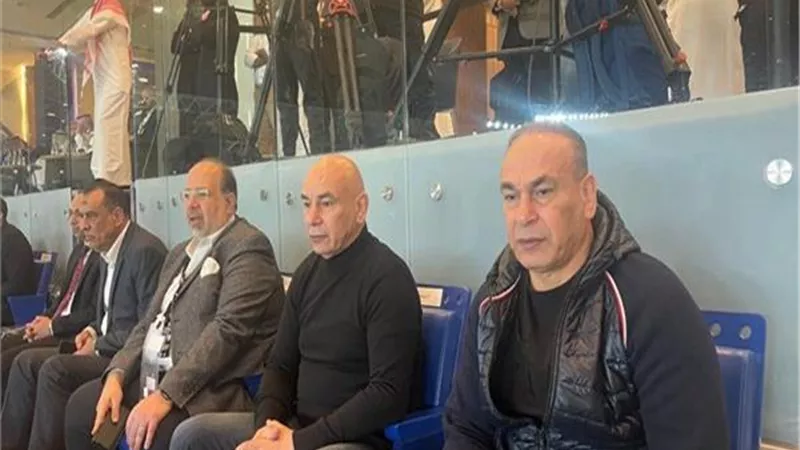 جهاز المنتخب يحضر مباراة سيراميكا و زد في الدوري