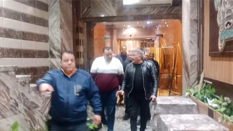 رفع مئات الاشغالات في حملة مكبرة بحي الدقي