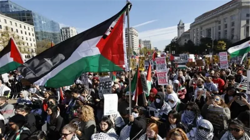 المقاومة الفلسطينية تدعو إلى مسيرات عالمية رفضًا لمخططات التهجير