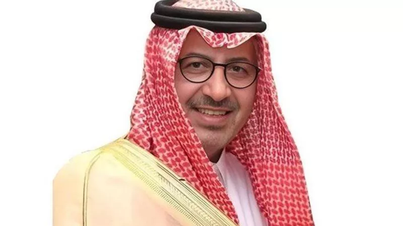 السفير الحصيني يستقبل وفدًا من الطلاب الدارسين بمصر