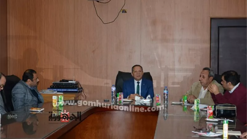 رئيس جامعة دمياط يُشيد بأداء كلية الهندسة