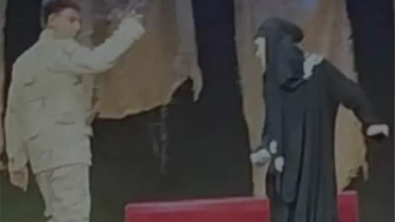 رانيا تحقق حلمها بالتمثيل علي المسرح رغم كل شيء