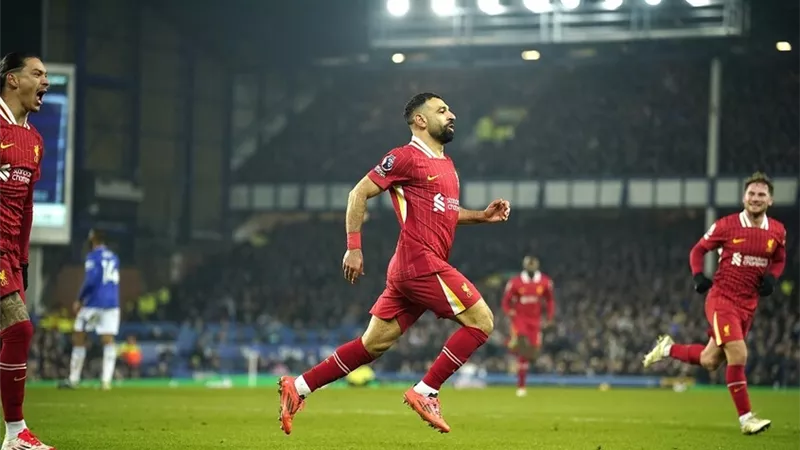 العدو اللدود| كاراجر يصالح محمد صلاح بـ