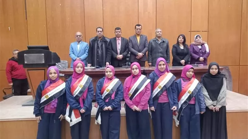 وكيل تعليم سوهاج يشهدالتصفيات النهائية لمسابقة أوائل طلاب المدارس