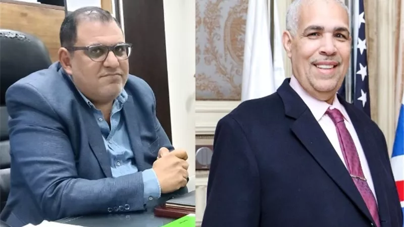 قيادات مدينة الشروق تكشف عن البدء فى إجراءات أهم المشروعات بالمستندات