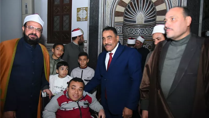 مطروح تحتفل بليلة النصف من شعبان بمسجد العوام