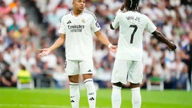 نجم ريال مدريد يعرض نفسه على الدوري السعودي