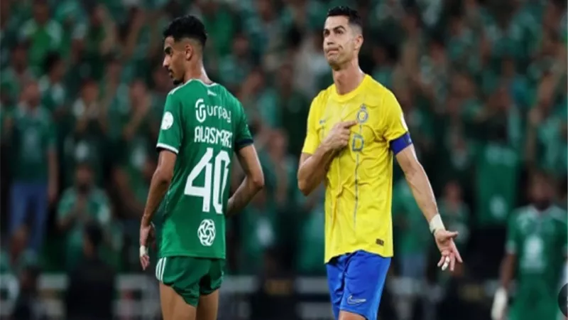 قمة الأهلي والنصر.. مواعيد مباريات اليوم الخميس والقنوات الناقلة