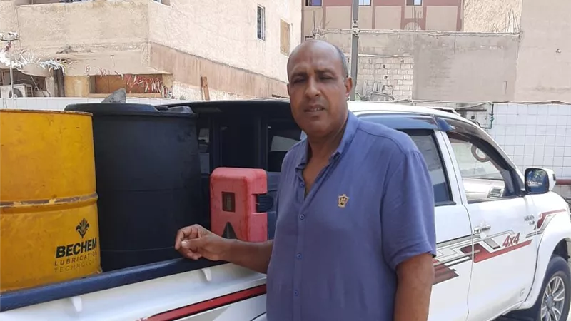 ضبط 12 سيارة ربع نقل و 6 سيارات جامبو محملة بالجاز باسوان