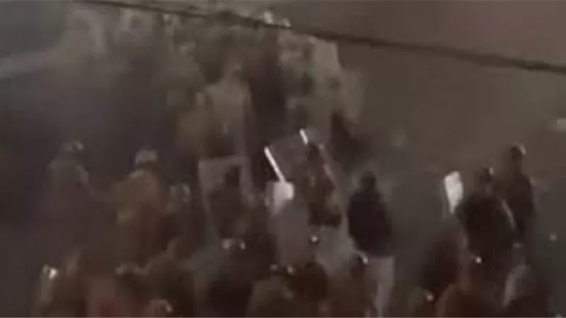 انتشار الجيش اللبناني قرب مطار بيروت لمجابهة احتجاجات عناصر حزب الله