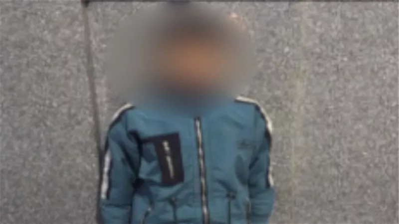 طالب يعتدي على زميله بالضرب في المطرية