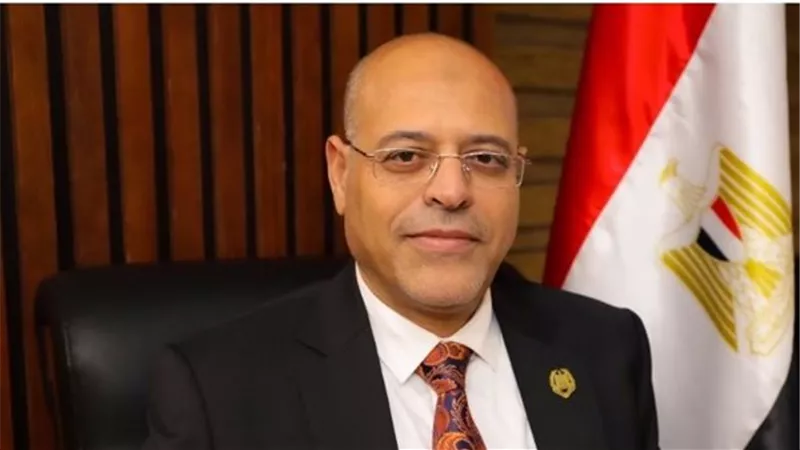 وزير العمل يعلن عن فرصة عمل جديدة في الإمارات