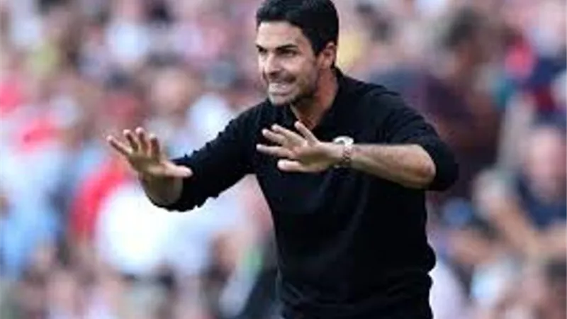 سترلينج يقود هجوم أرسنال امام ليستر سيتي