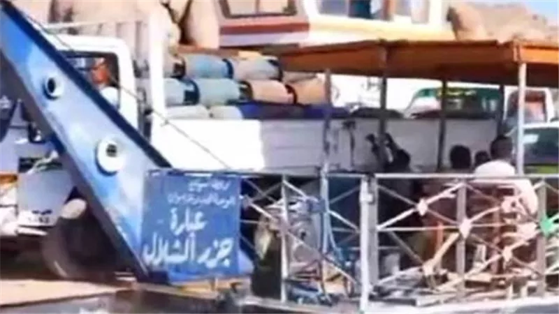 محافظ أسوان: تكليف إدارة المراسى بإعادة توزيع إستخدام العبارات