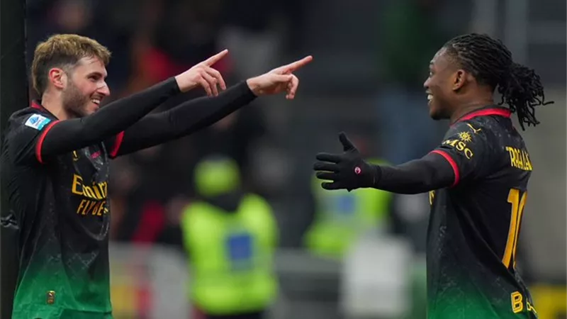 هدف خيمينيز يقود ميلان للفوز علي هيلاس فيرونا فى الدورى الإيطالى