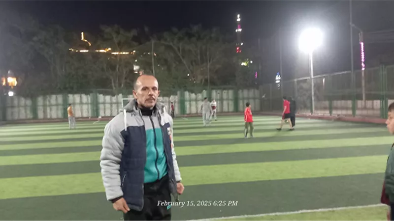 يسرى كفافى يتفقد أعمال ملاعب النجيل الصناعى بسوهاج