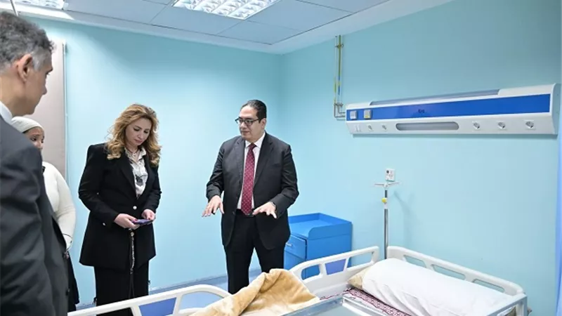 جولة تفقدية لرئيس جامعة القاهرة بالمستشفى الشمالي بالمعهد للقومي للأورام