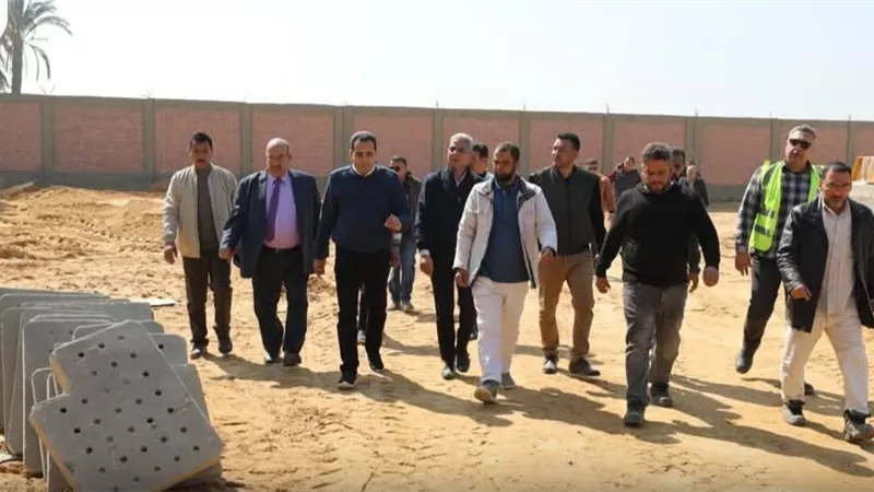 رئيس مياه المنيا يتفقد عدد من المحطات بمركز العدوه