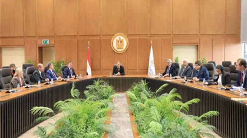 اجتماع مشترك لقيادات التعليم العالي مع أعضاءالبعثة التعليميةالبريطانية