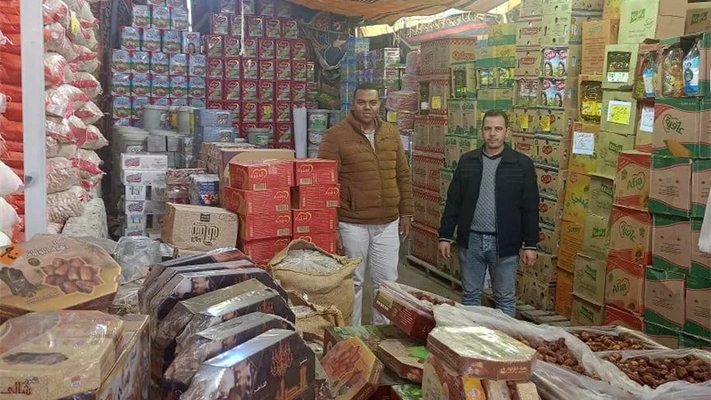 ضبط ٢ طن جبنة منتهية و 60 مخبزا مخالف و24 شيكارة دقيق
