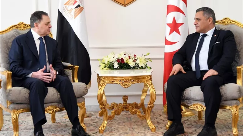 وزيرالداخلية يزور تونس للمُشاركة فى أعمال الدورةالإثنين والأربعين