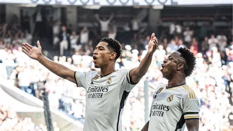 سلوك بيلينجهام وفينسيوس يهدد ريال مدريد