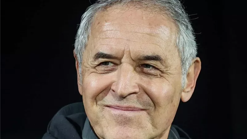 كولر يفاضل بين وسام وجراديشار لقيادة هجوم الأهلى أمام الزمالك
