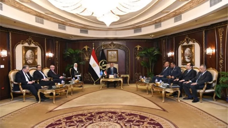 وزير الداخلية يستقبل مُساعد الأمين العام لمُنظمة الأمم المتحدة لسيادة القانون والمؤسسات الأمنية