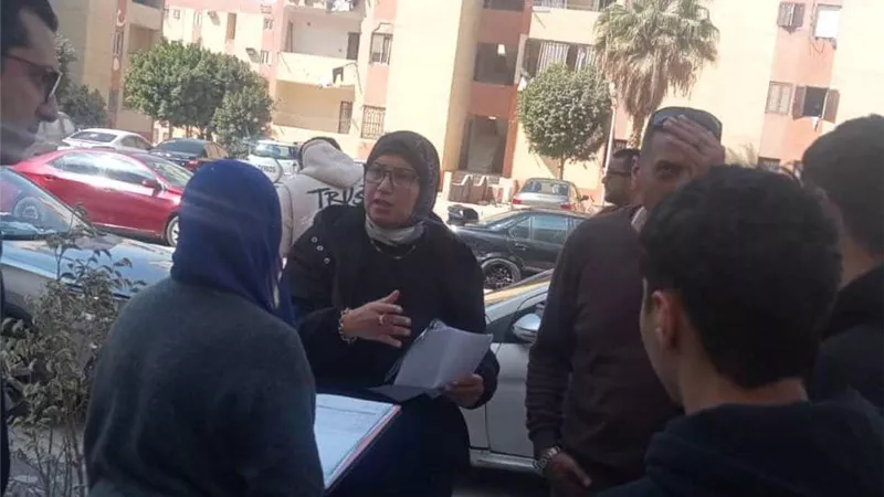 حملة مكبرة بالتجمع الخامس لإغلاق الأنشطة المخالفة وإزالة التعديات