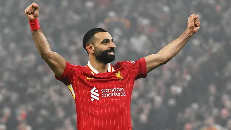 رسائل غاضبة من الجماهير لإدارة ليفربول بسبب محمد صلاح