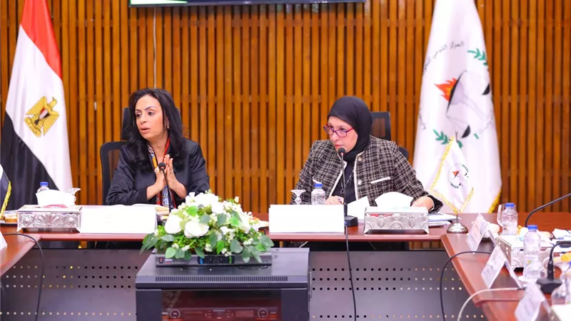 وزيرة التضامن تترأس اجتماع مجلس إدارة قومي البحوث الاجتماعية