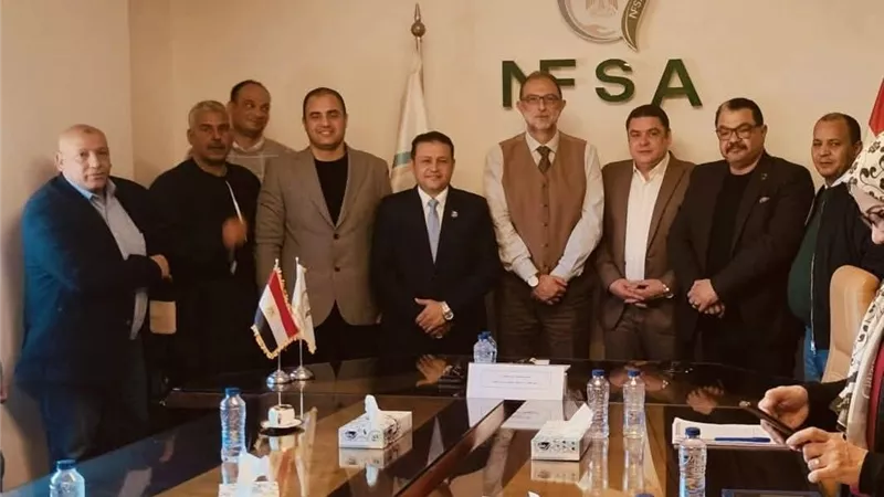 هيئة سلامة الغذاء تسحب عينات النباتات العصرية بدلا من الحجر الصحى