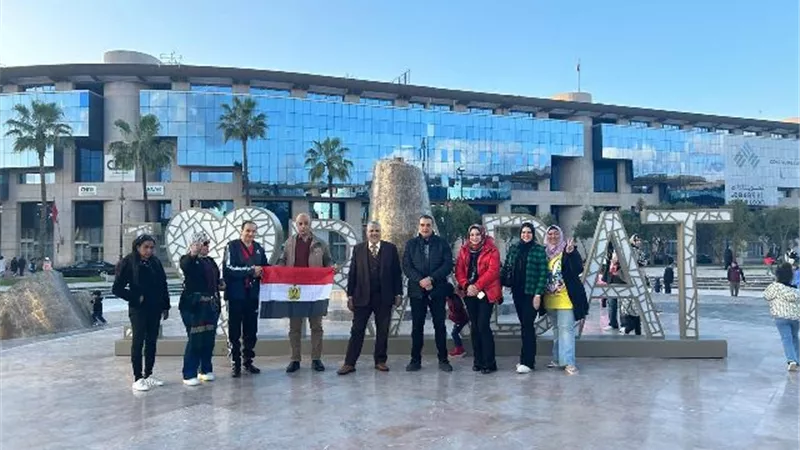 وفد صحفي مصري يزور ضريح الملك محمد الخامس في المغرب