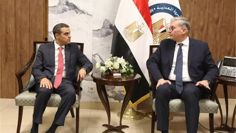 البترول وشلمبرجير يعملان معاً لزيادة الإنتاج من الحقول المتقادمة