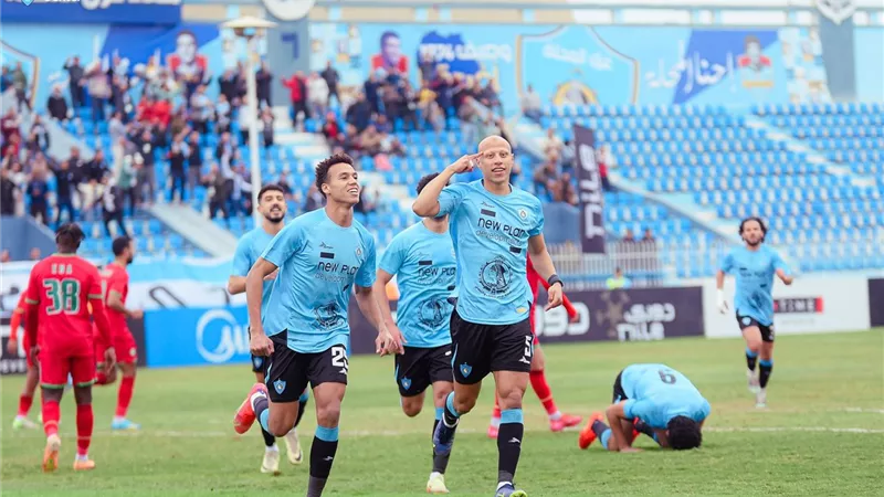 بابا فاسيلو يعلن تشكيل غزل المحلة ضد المصري في الدوري