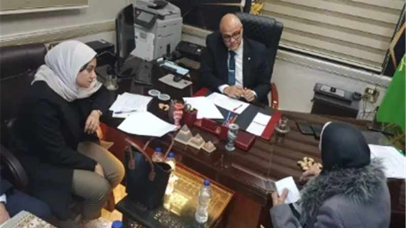 محافظ القليوبية يستمع لشكاوى المواطنين بقليوب والقناطر الخيرية وشبرا