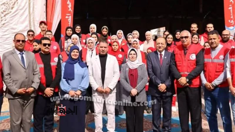 الصديق تتابع تجهيز الهلال الأحمر للمساعدات الإنسانية للفلسطينيين