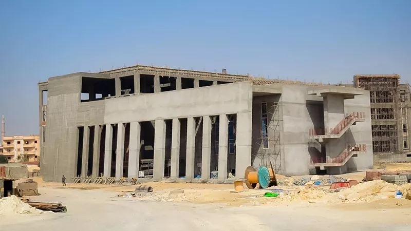رئيس جامعة بنى سويف يتفقد عددا من المنشآت بالمدينة الجديدة