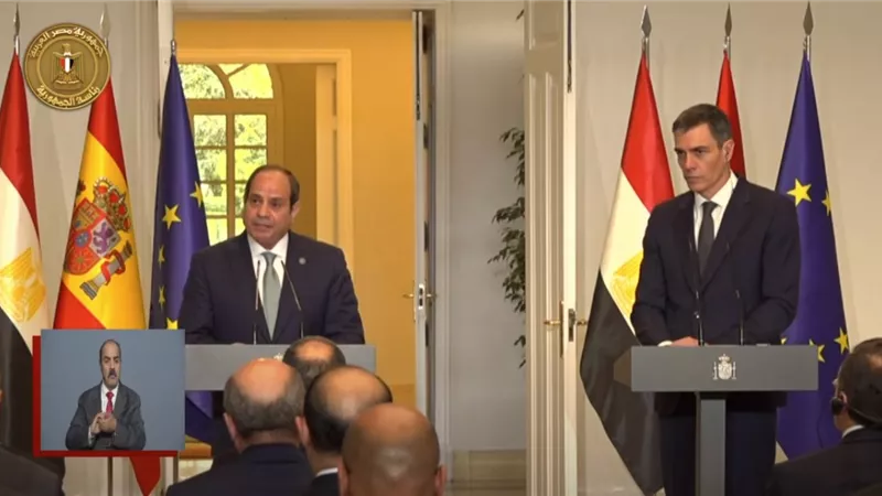 السيسي ورئيس وزراء إسبانيا يؤكدان ضرورة إنهاء الانتهاكات الإسرائيلية بسوريا